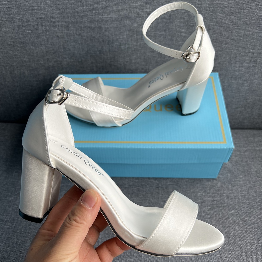 Sepatu Ukuran Besar untuk Wani - Women Fashion Ideas ulasan dan harga