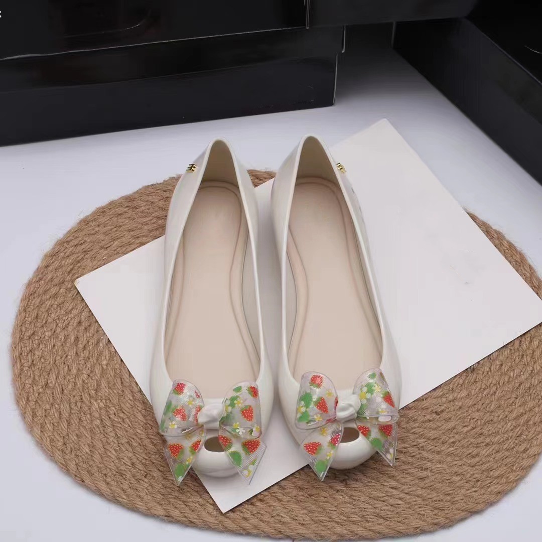 Sepatu Pantai Mulut Ikan Datar - Women Fashion Brand Logo ulasan dan harga