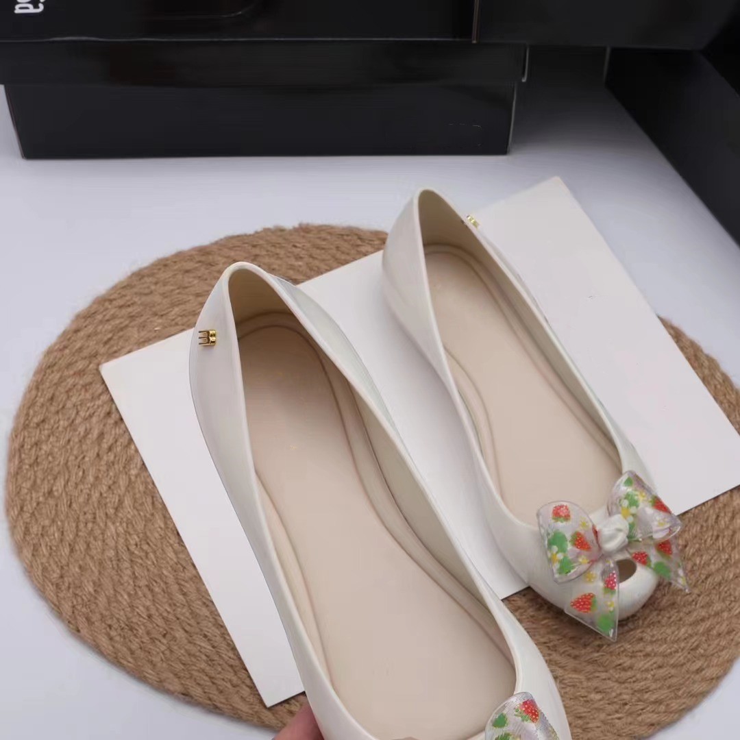 Sepatu Pantai Mulut Ikan Datar - Women Fashion Brand Logo ulasan dan harga